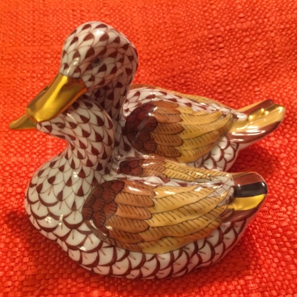 JE22-HEREND Chocolate Fishnet Nesting Ducks Figurine - Picture 2 of 8